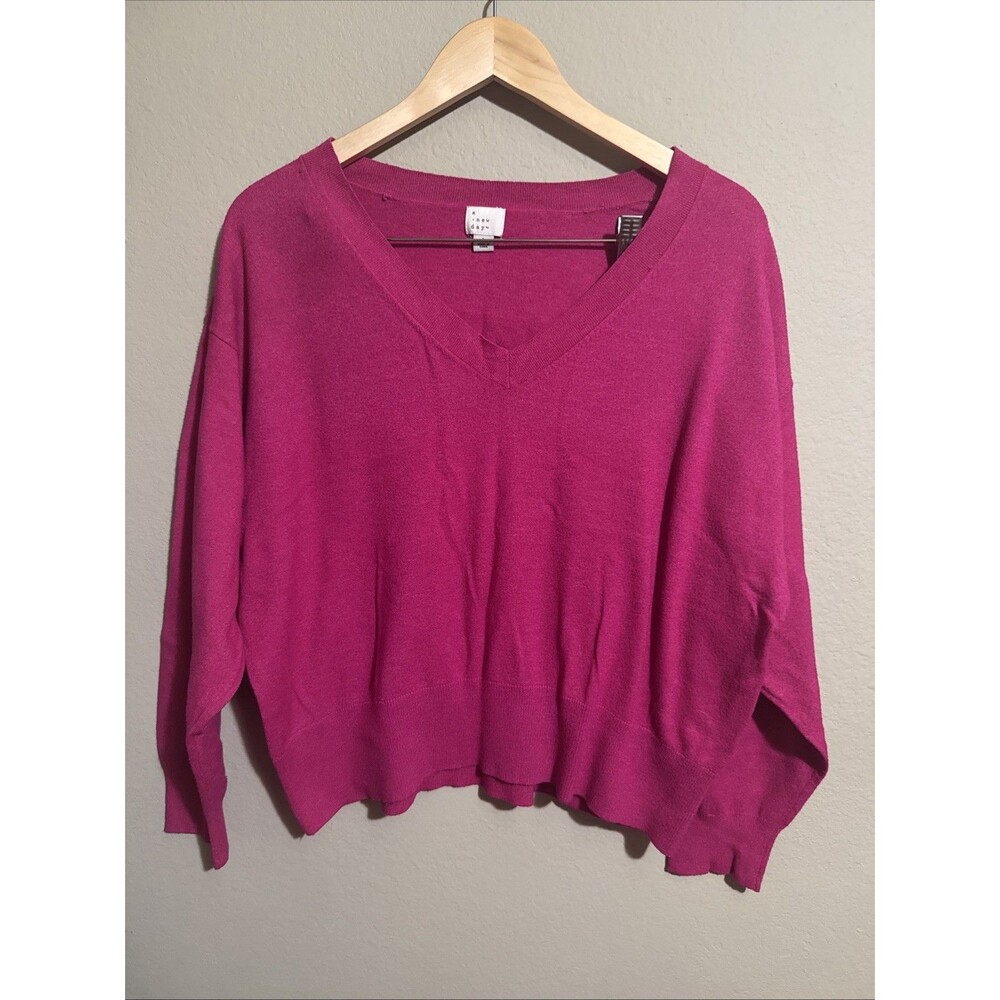 A New Day Women's Pink V-Neck Cropped Pullover Sweater Large